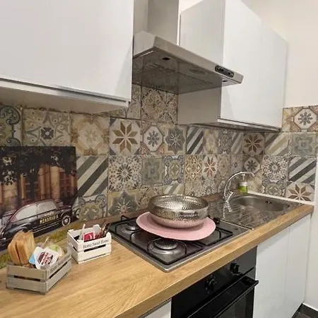 Ladislaus ラディスポリ