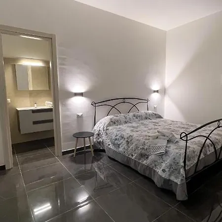 ベッド・アンド・ブレックファスト Ladislaus