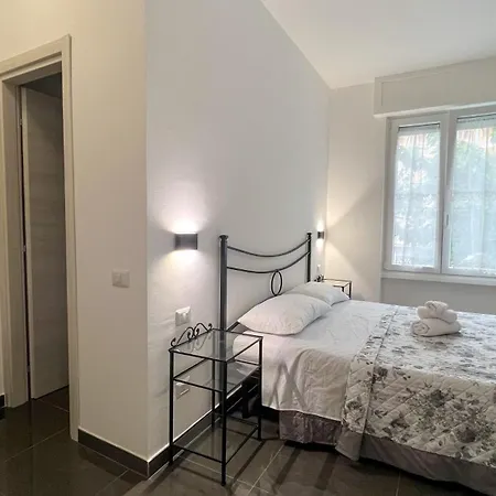 Ladislaus ラディスポリ